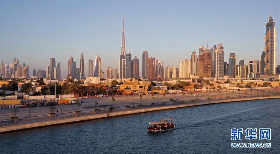 迪拜:阿拉伯联合酋长国的璀璨明珠 迪拜:阿拉伯联合酋长国的璀璨明珠