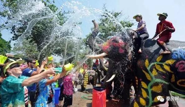 泰国泼水节完整攻略：解锁传统新年狂欢的正确打开方式，轻松避坑尽享清凉祝福