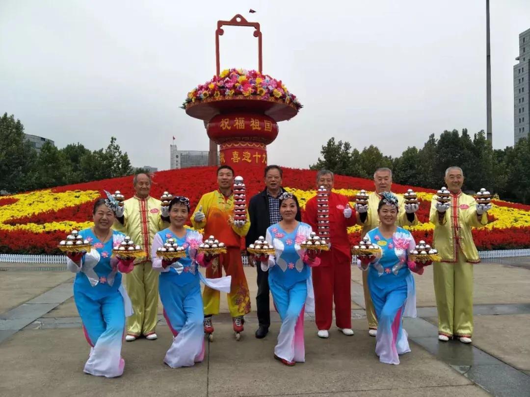 保定铁球:轻松掌握传统健身技巧,享受健康与乐趣 保定铁球:轻松掌握传统健身技巧,享受健康与乐趣