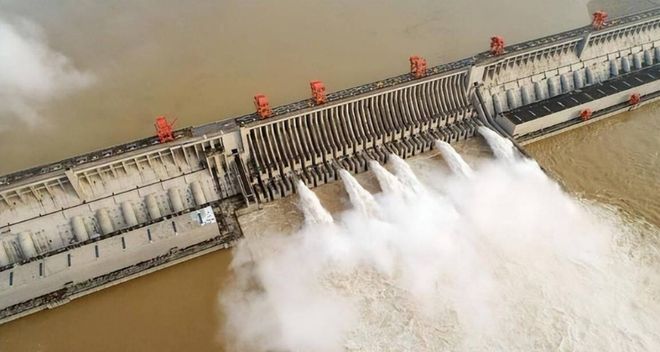 三峡大坝在哪?揭秘世界级水利工程的地理位置与智慧选择 三峡大坝在哪?揭秘世界级水利工程的地理位置与智慧选择