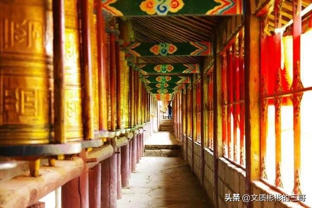 九寨沟天气全攻略:四季气候特点、最佳旅游季节及应对方案,助你轻松规划完美旅程 九寨沟天气全攻略:四季气候特点、最佳旅游季节及应对方案,助你轻松规划完美旅程