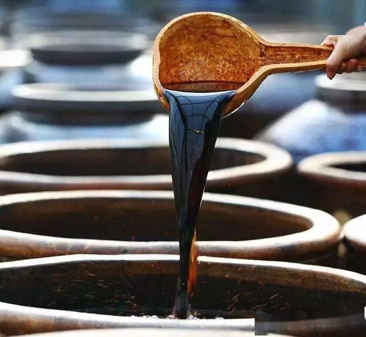 山西陈醋:揭秘三千年传统工艺,教你如何挑选正宗老陈醋,享受健康美味生活 山西陈醋:揭秘三千年传统工艺,教你如何挑选正宗老陈醋,享受健康美味生活