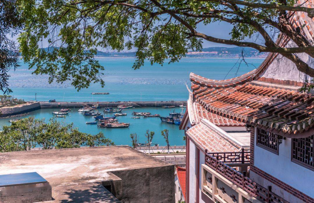 莆田景点全攻略:妈祖朝圣、南少林武术、九鲤湖风光,一站式解锁海滨邹鲁之美 莆田景点全攻略:妈祖朝圣、南少林武术、九鲤湖风光,一站式解锁海滨邹鲁之美