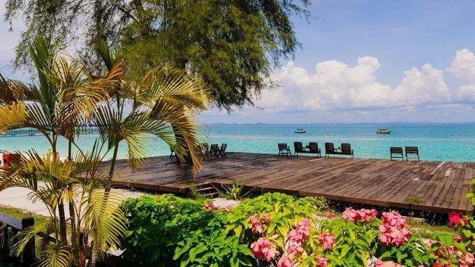 人间天堂旅行指南:发现马尔代夫、瑞士阿尔卑斯、巴厘岛、新西兰南岛等绝美目的地,轻松规划完美假期 人间天堂旅行指南:发现马尔代夫、瑞士阿尔卑斯、巴厘岛、新西兰南岛等绝美目的地,轻松规划完美假期