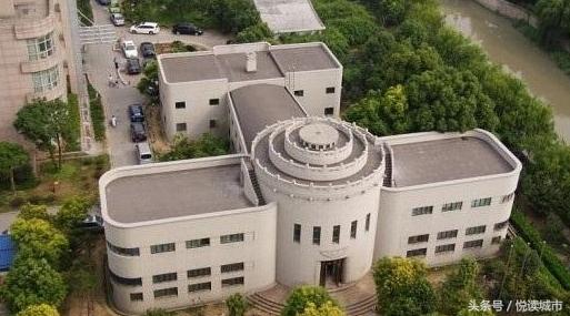 江湾体育场:从历史跑马场到现代全民健身地标,轻松预约体验时空交融的运动魅力 江湾体育场:从历史跑马场到现代全民健身地标,轻松预约体验时空交融的运动魅力