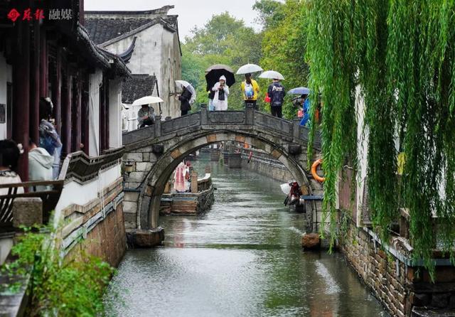 苏州天气实时查询与出行指南:掌握江南水乡气候特点,轻松应对梅雨季 苏州天气实时查询与出行指南:掌握江南水乡气候特点,轻松应对梅雨季