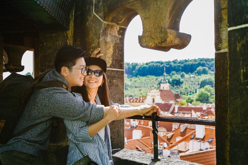 有一个地方只有我们知道:跨越时空的爱情叙事与布拉格浪漫取景深度解析 有一个地方只有我们知道:跨越时空的爱情叙事与布拉格浪漫取景深度解析