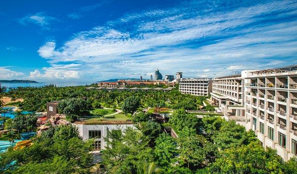 香格里拉酒店：从南洋花园到全球奢华，体验宾至如归的极致服务与独特香氛